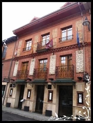Hospederia Fernando I Hotel León Buitenkant foto
